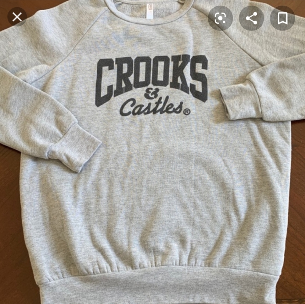 Crooks and castles crew neck